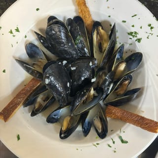 Mussels Carlucci - Lunch