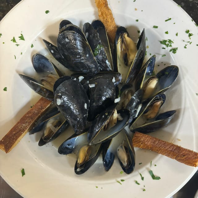 Mussels Carlucci - Lunch.