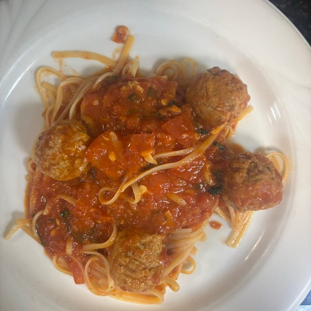 Linguine with Meatballs.