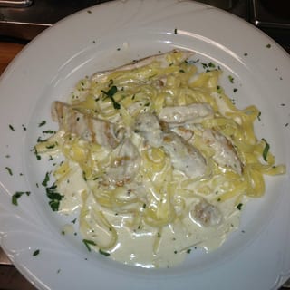 Fettuccine Alfredo with Chicken