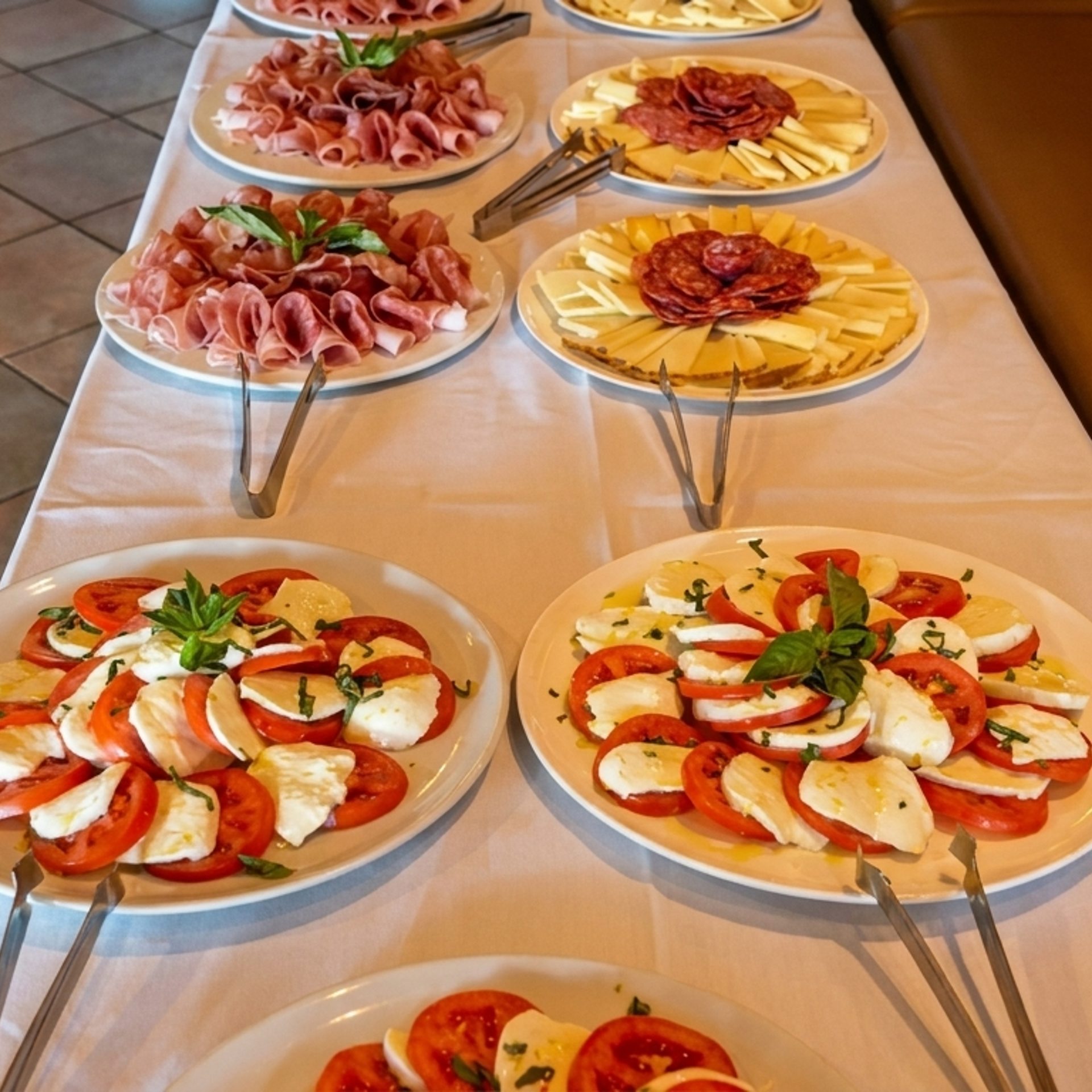 Full-service Italian catering