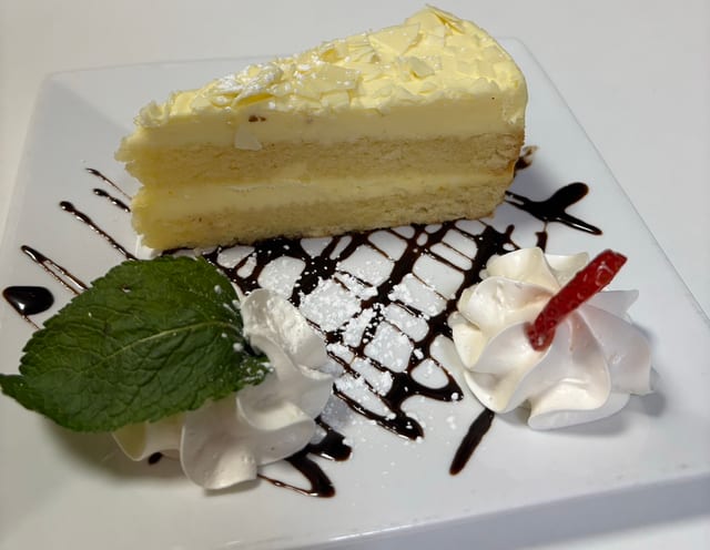 Limoncello Mascarpone Cake - Lunch.